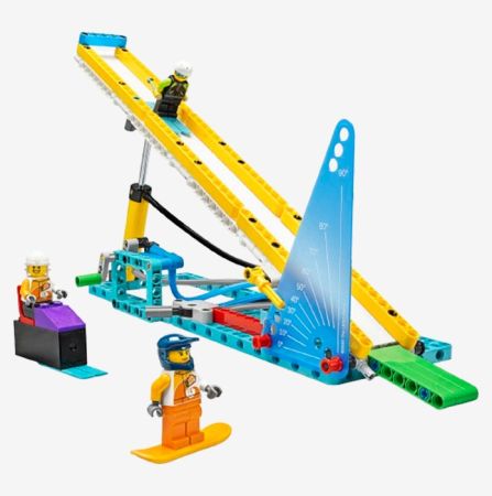 LEGO Education BricQ Motion Prime Set (45400) – A STEM kit for building mechanical and kinetic models, including various components for constructing vehicles and machines.

