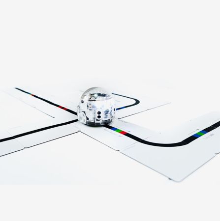 Ozobot Color Code Magnets Speed Kit – front view of a white rectangular pack featuring coding tile illustrations, color sequences, and a small educational robot, designed for STEM learning and classroom coding activities.