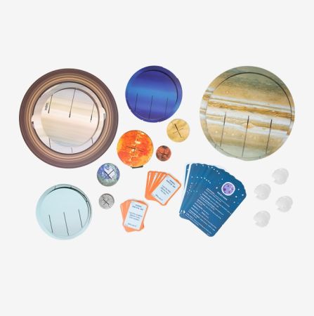 Ozobot OzoGoes to the Solar System STEAM Kit with 3D planet models and learning mat for hands-on space and coding education.